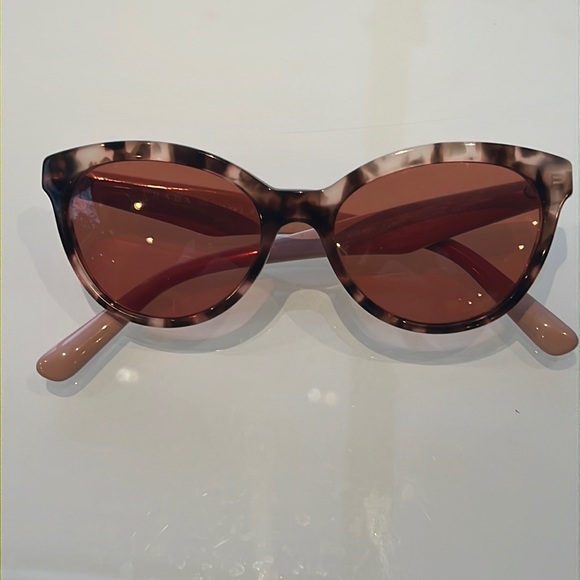Prada Woman’s Sunglasses - Picture 1 of 6